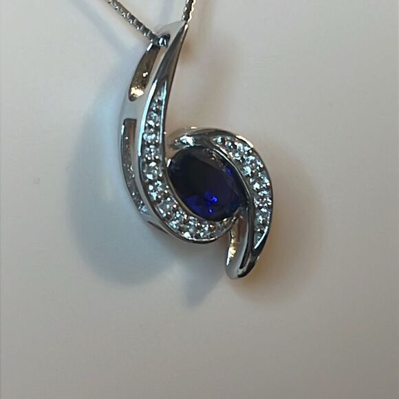 Lab Grown Blue and White Sapphire pendant Necklace in Sterling Silver 18” - Picture 4 of 9